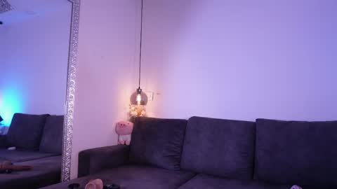 Isabela online show from May 8, 11:48 am