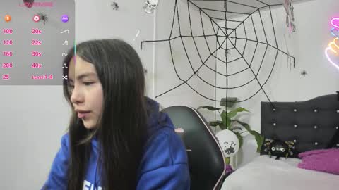 ISABELA  online show from November 6, 11:55 am