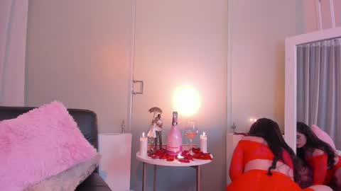 Isabela Angell  online show from February 15, 12:59 am