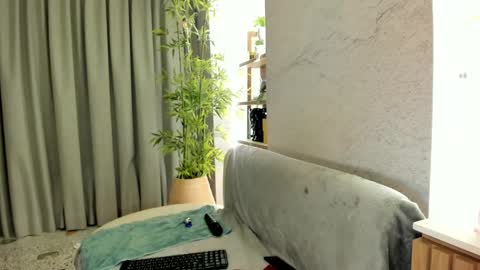 isabelastefano online show from April 23, 3:19 am
