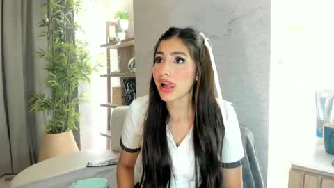isabelastefano online show from May 10, 3:23 am