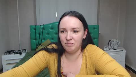 IsabelBlackberry online show from December 16, 12:27 pm