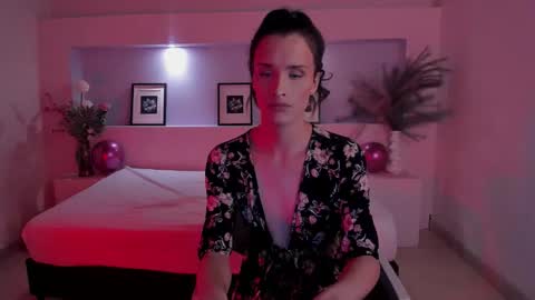 IsabelFernandez online show from September 23, 5:43 am