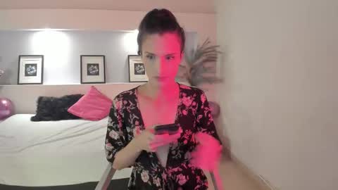 IsabelFernandez online show from September 29, 5:01 am