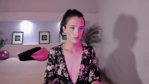 IsabelFernandez online show from September 30, 4:17 am