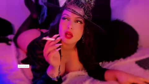 isabella online show from October 16, 3:51 am