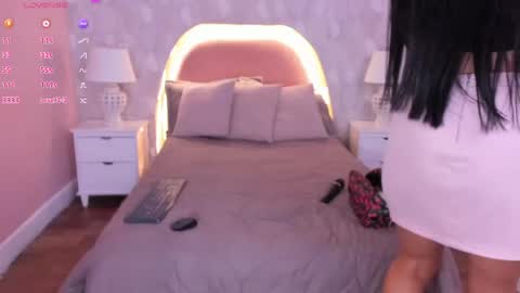 isabella__milf online show from May 14, 7:09 pm