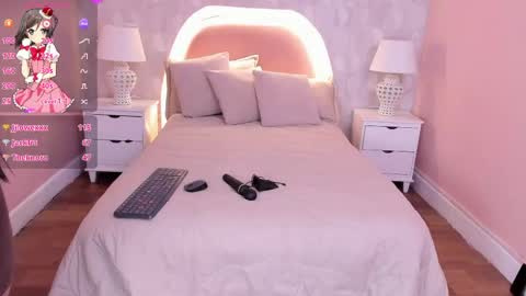 isabella__milf online show from May 18, 7:09 pm