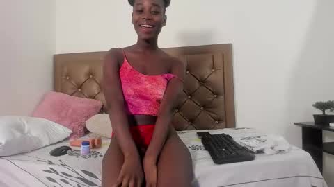 Isabella online show from February 7, 6:00 pm