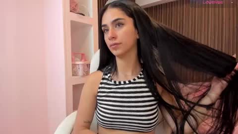 Isabella Cooper online show from December 10, 4:49 pm
