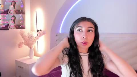 isabella_crofts online show from May 21, 3:02 am