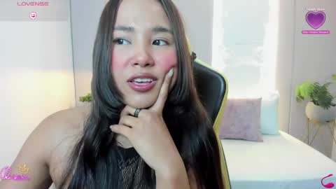 Isabel florez online show from May 9, 2:28 am