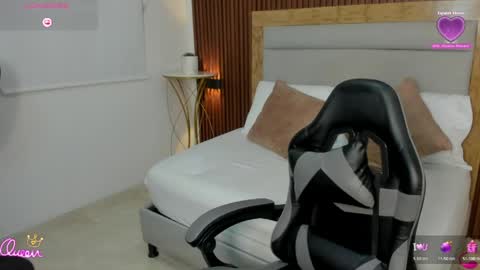 Isabel florez online show from May 14, 1:12 am