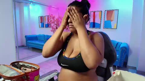 Snapshot of isabella_gomexx chatting on September 12, 3:50 am Isabella online show from September 12, 3:50 am