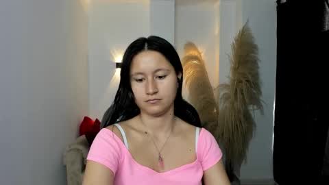 Isabella online show from March 25, 2:01 pm