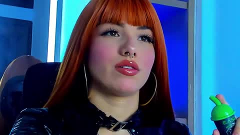 ISABELLA online show from April 30, 9:19 pm