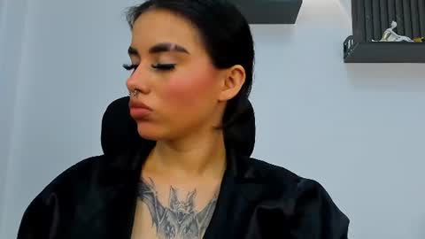 ISABELLA online show from July 19, 2:04 am