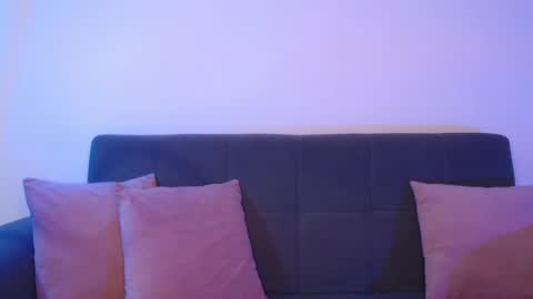 Snapshot of isabella_jones9 chatting on December 16, 12:04 am ISABELLA online show from December 16, 12:04 am