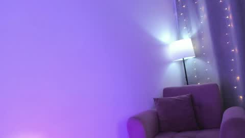ISABELLA online show from May 14, 2:51 am