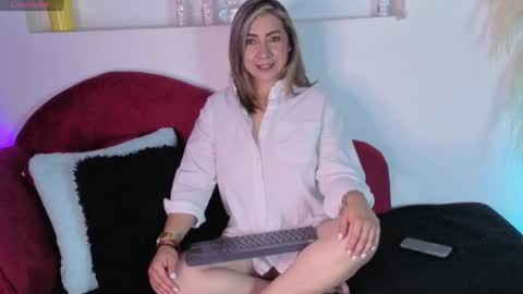   online show from May 20, 10:54 am