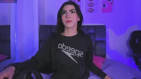 Isabella Moon9 online show from May 7, 11:26 am
