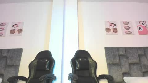 Isabella Moon9 online show from May 11, 11:16 am