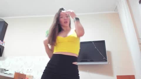 Isabella Noir online show from October 17, 4:09 pm