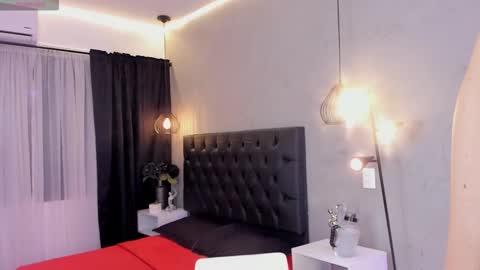 Snapshot of isabella_nowa chatting on March 13, 11:50 am Isabella Nowa online show from March 13, 11:50 am