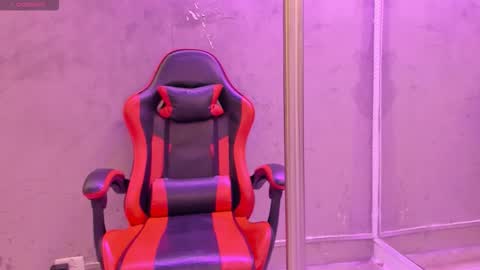 Snapshot of isabella_nowa chatting on March 17, 11:35 am Isabella Nowa online show from March 17, 11:35 am