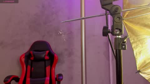 Snapshot of isabella_nowa chatting on March 20, 11:37 am Isabella Nowa online show from March 20, 11:37 am