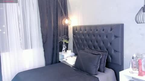 Snapshot of isabella_nowa chatting on March 24, 11:59 am Isabella Nowa online show from March 24, 11:59 am