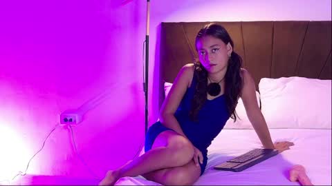 Snapshot of isabella_oa chatting on July 2, 7:53 pm isabella santana online show from July 2, 7:53 pm