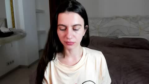 Isabella online show from April 25, 4:59 pm