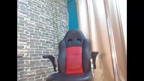 Snapshot of isabella_rosssi chatting on September 14, 7:13 pm Isabella online show from September 14, 7:13 pm