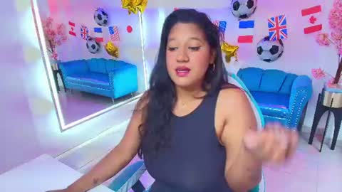 Isabella  online show from June 13, 7:56 pm