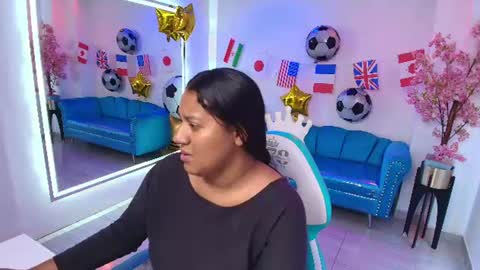 Isabella  online show from June 16, 7:38 pm