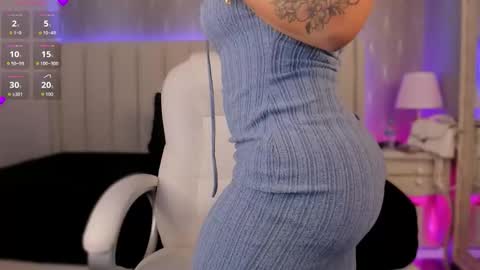 Isa  online show from October 27, 10:47 pm