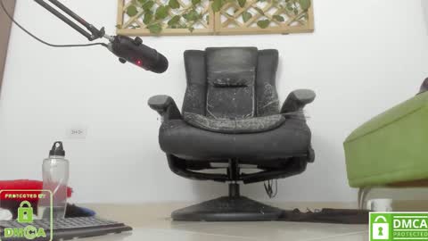 Isabella online show from December 8, 3:32 am