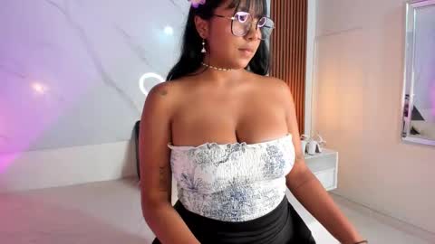 isabella zc online show from September 9, 7:46 pm