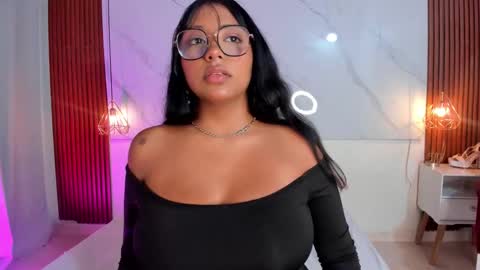 isabella zc online show from November 29, 8:45 pm