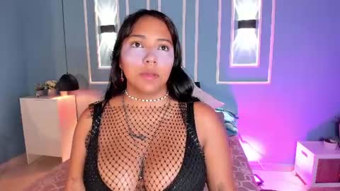isabella zc online show from June 18, 11:58 am