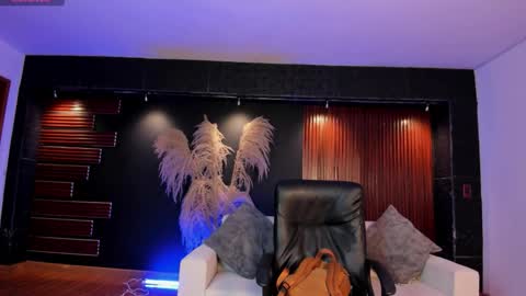 Isabella  Everyday From 0530 to 1430 Col Time online show from November 9, 1:53 pm