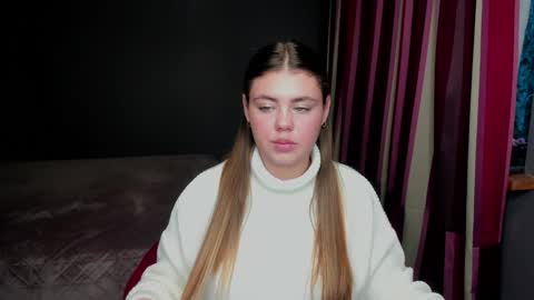 Snapshot of isabellabler chatting on December 2, 1:02 pm isabellabler online show from December 2, 1:02 pm