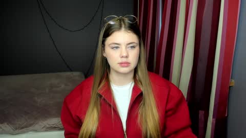 Snapshot of isabellabler chatting on December 30, 12:42 pm isabellabler online show from December 30, 12:42 pm