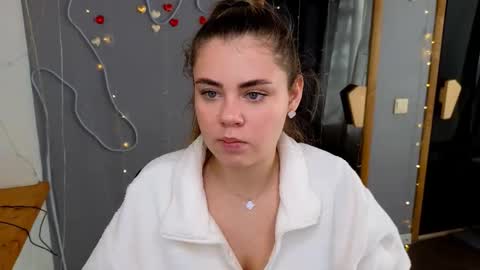 Snapshot of isabellabler chatting on September 26, 5:44 am isabellabler online show from September 26, 5:44 am