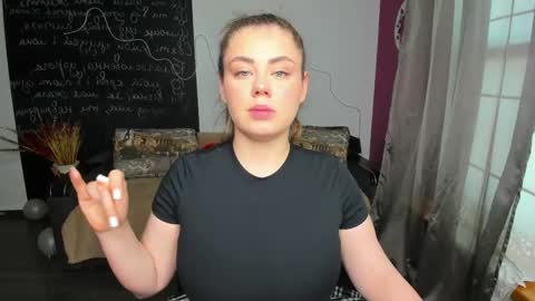 isabellabler online show from May 4, 11:39 am