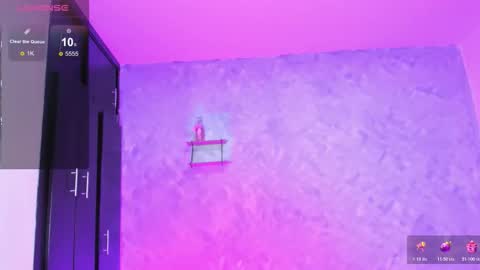 Instagram soybella01  online show from February 14, 7:43 pm