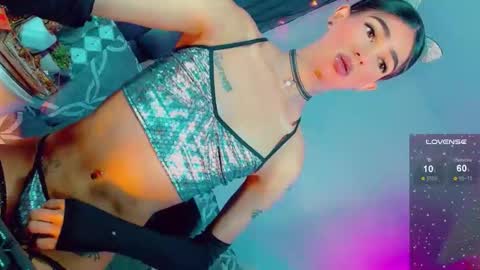 isabellagirs online show from February 25, 4:44 am