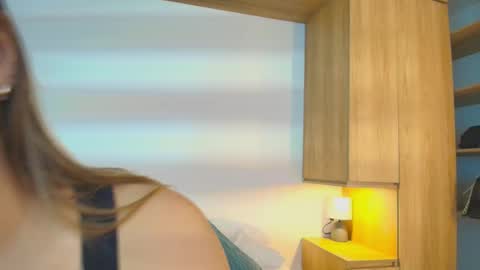 Isabella  online show from December 1, 2:00 pm