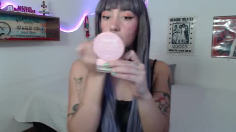 Snapshot of isabellakoff chatting on November 29, 12:19 pm Tati - online show from November 29, 12:19 pm